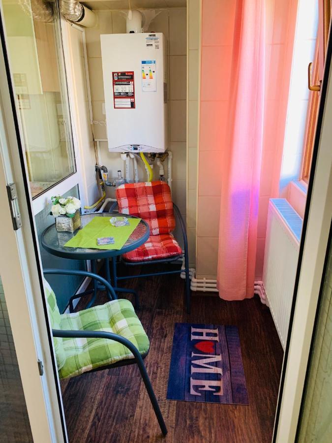 Apartment Ambiance *